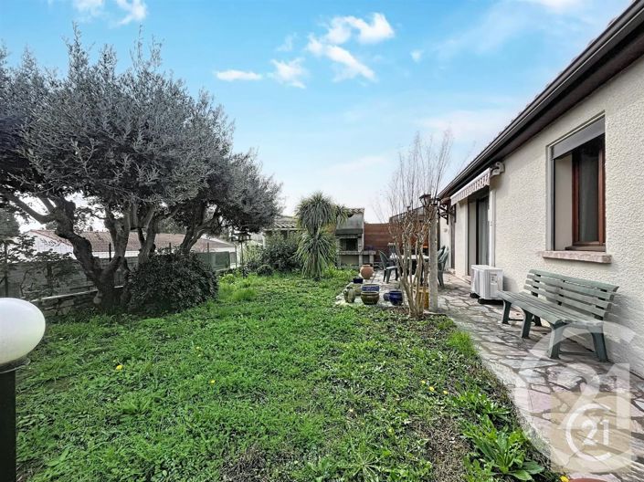 Image No.7-2 Bed House for sale