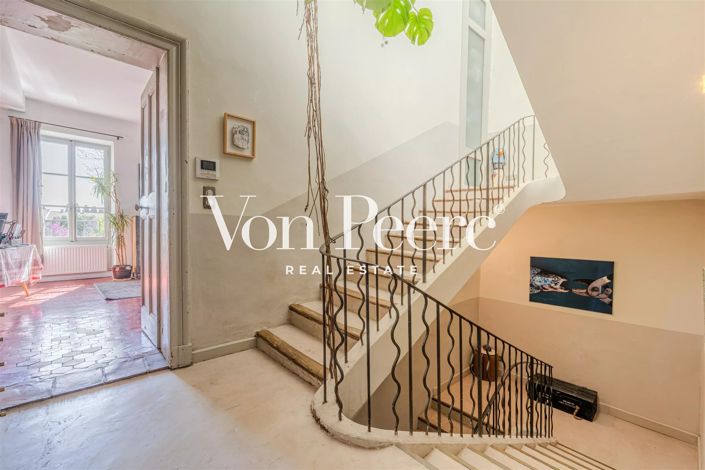 Image No.10-6 Bed House for sale