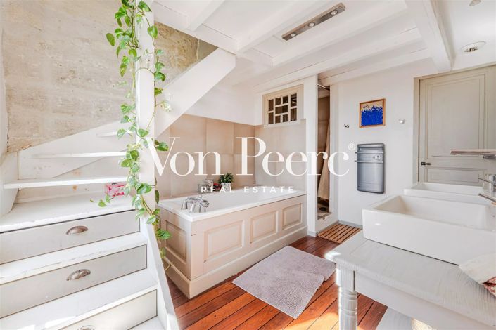 Image No.12-6 Bed House for sale