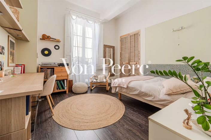 Image No.16-6 Bed House for sale