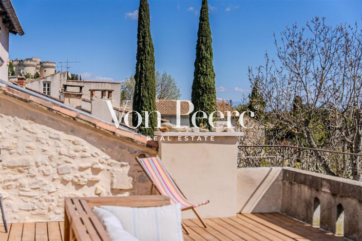 Image No.24-6 Bed House for sale