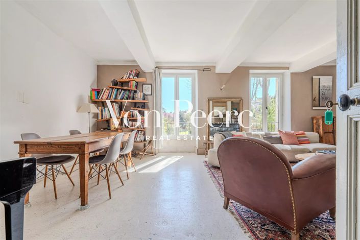 Image No.9-6 Bed House for sale