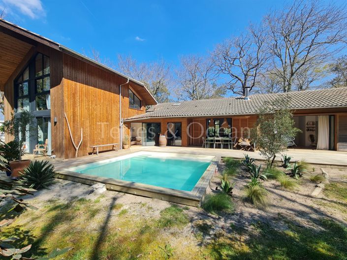 Image No.5-6 Bed House for sale