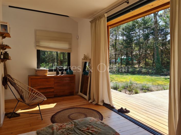 Image No.8-6 Bed House for sale