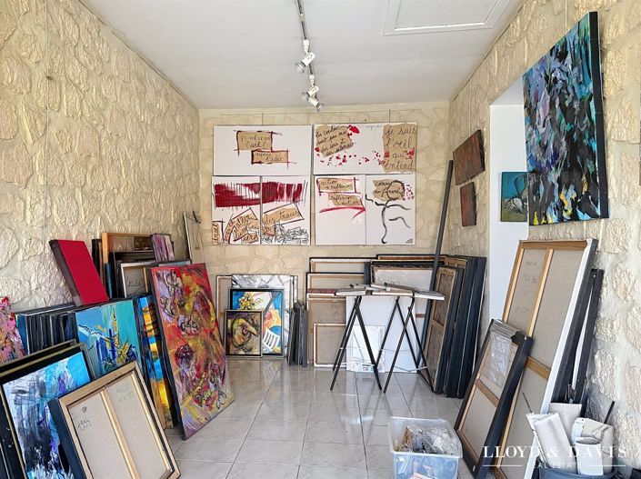 Image No.9-4 Bed House for sale