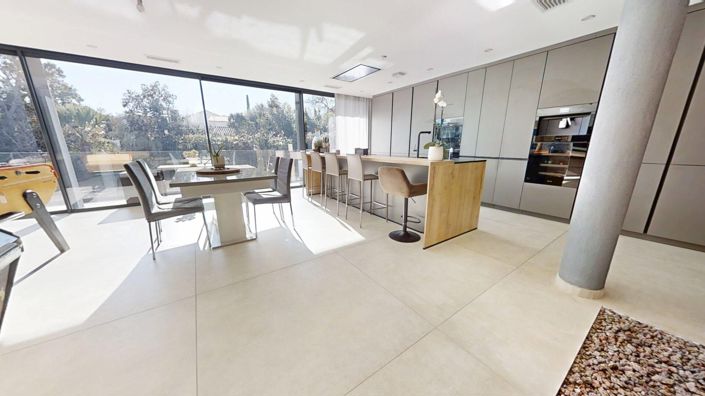 Image No.5-Maison de 5 chambres à vendre à Six-Fours-les-Plages