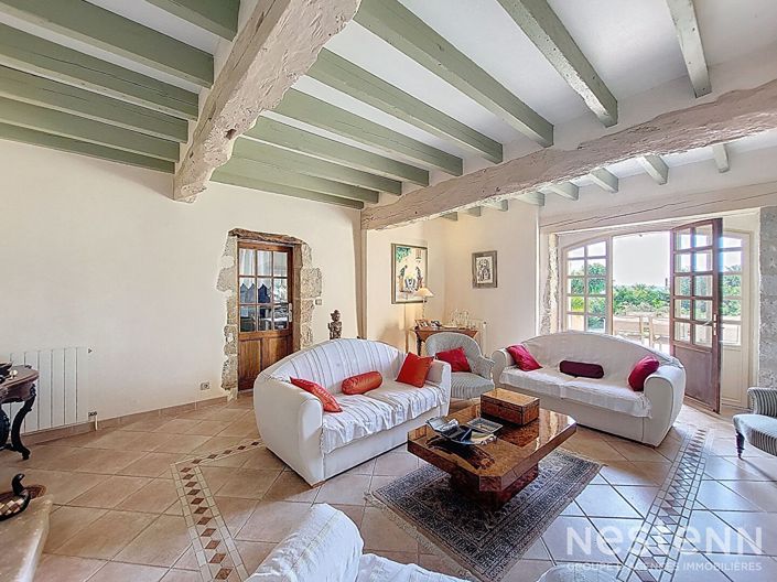 Image No.6-6 Bed House for sale