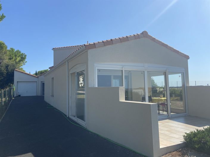 Image No.19-3 Bed House for sale