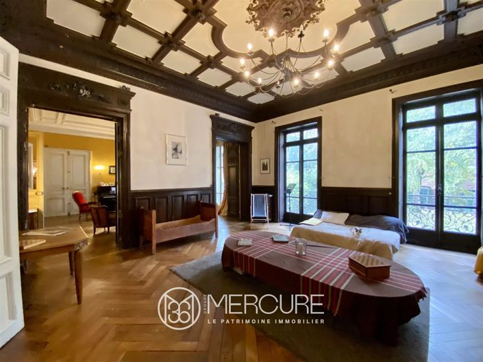 Image No.8-5 Bed Apartment for sale