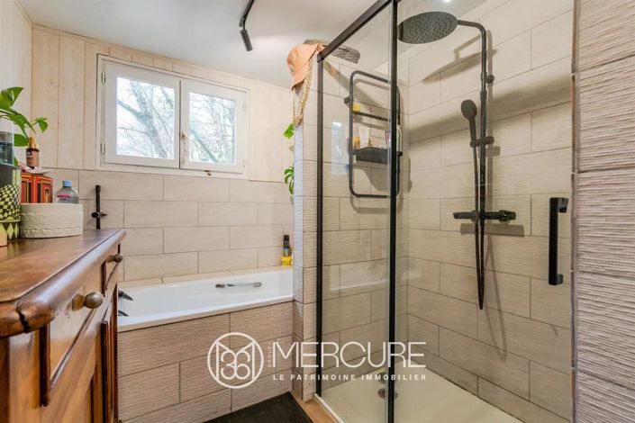 Image No.5-4 Bed House for sale