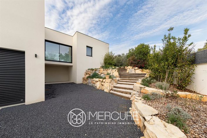 Image No.4-3 Bed House for sale