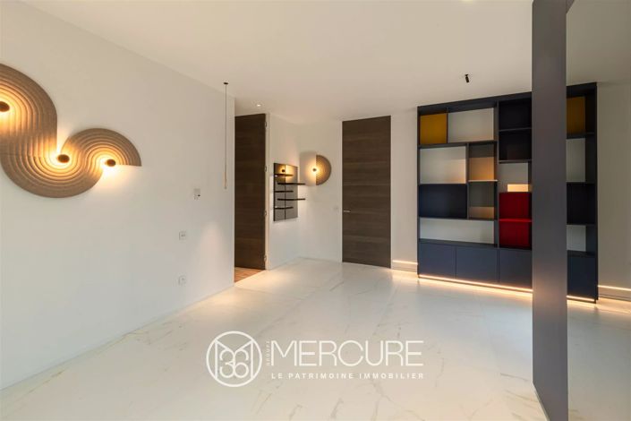 Image No.8-3 Bed House for sale