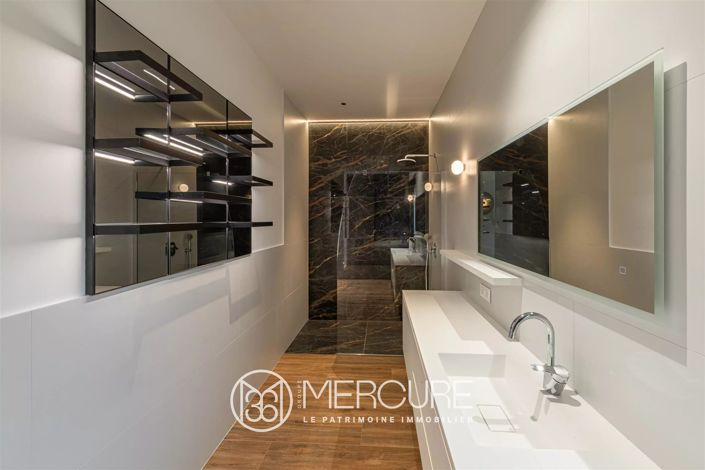 Image No.9-3 Bed House for sale