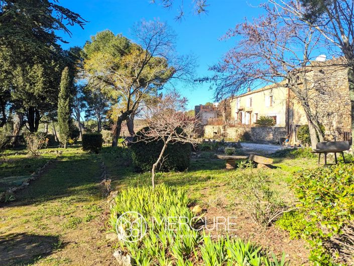 Image No.10-11 Bed House for sale