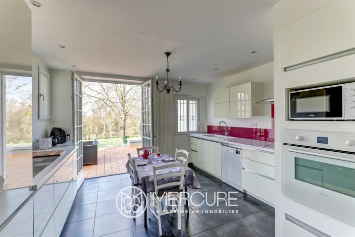 Image No.6-Maison de 5 chambres à vendre à Pont-du-Château