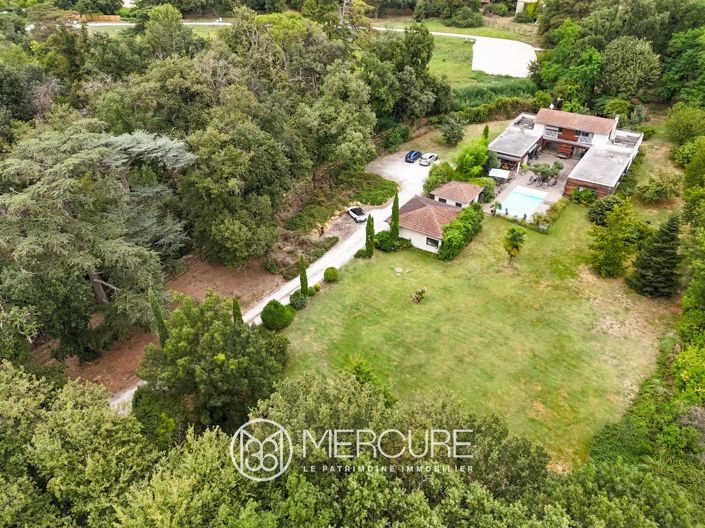 Image No.21-4 Bed House for sale