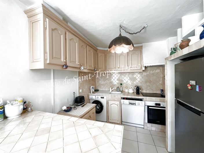 Image No.8-2 Bed Apartment for sale