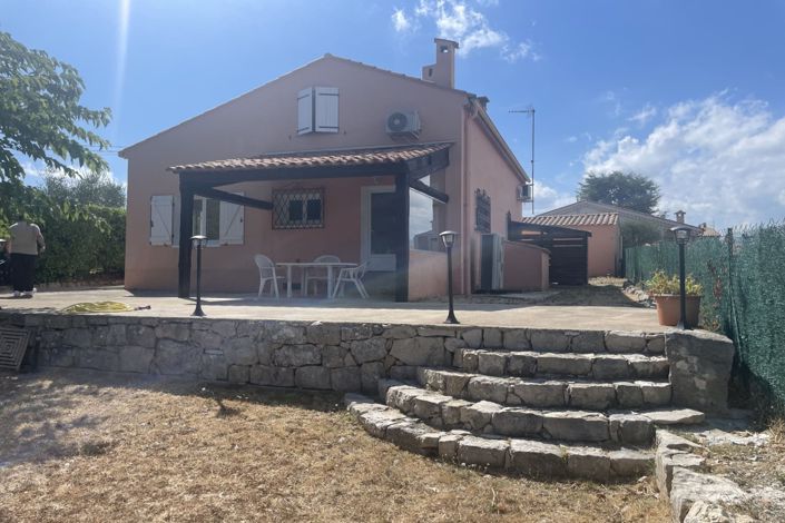 Image No.2-3 Bed House for sale