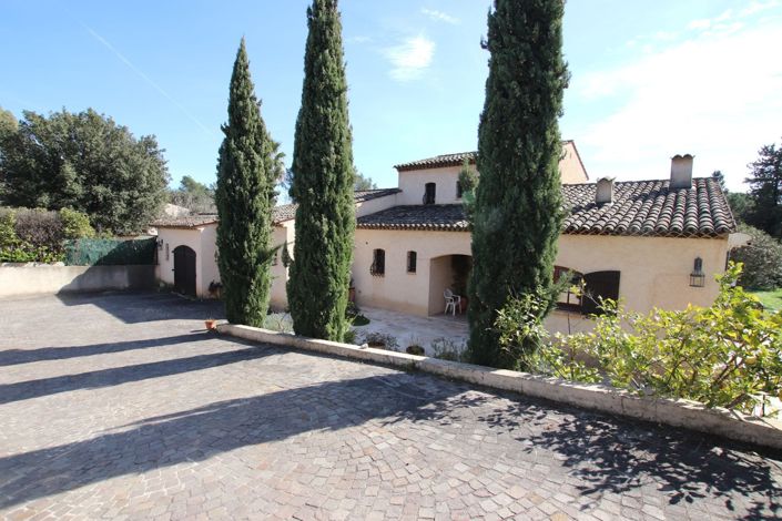 Image No.2-4 Bed House for sale