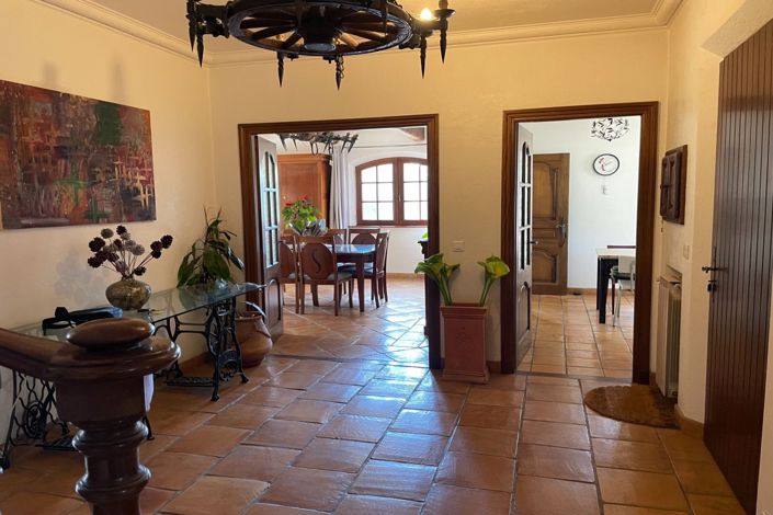 Image No.5-4 Bed House for sale