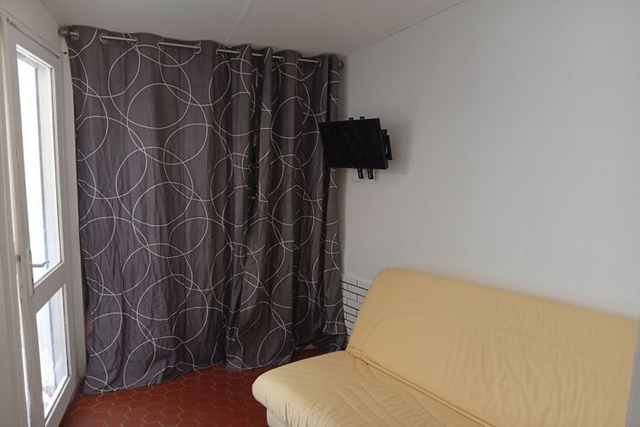 Image No.10-1 Bed House for sale