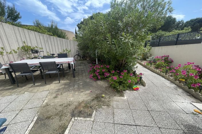 Image No.3-1 Bed House for sale