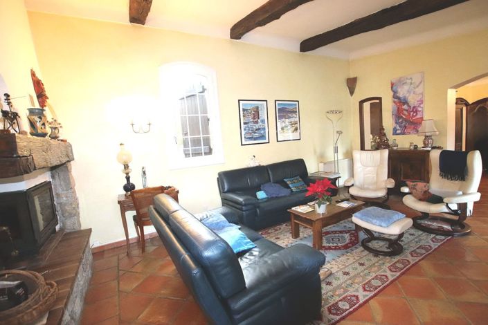 Image No.14-4 Bed House for sale