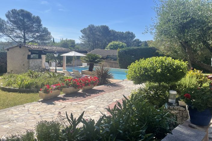 Image No.3-4 Bed House for sale