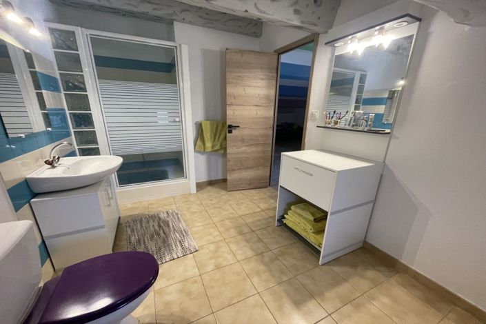 Image No.14-4 Bed House for sale