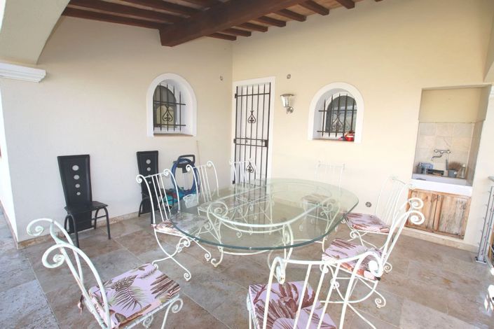 Image No.5-5 Bed House for sale