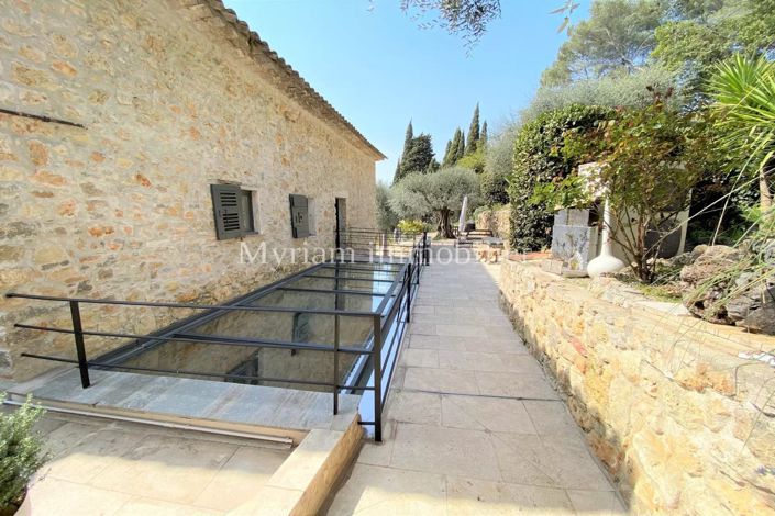 Image No.12-House for sale