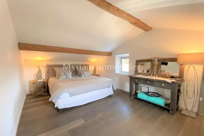 Image No.19-House for sale