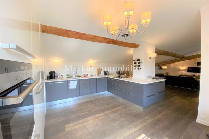 Image No.4-House for sale