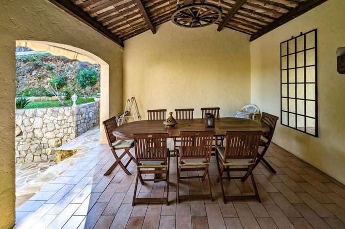 Image No.5-4 Bed House for sale