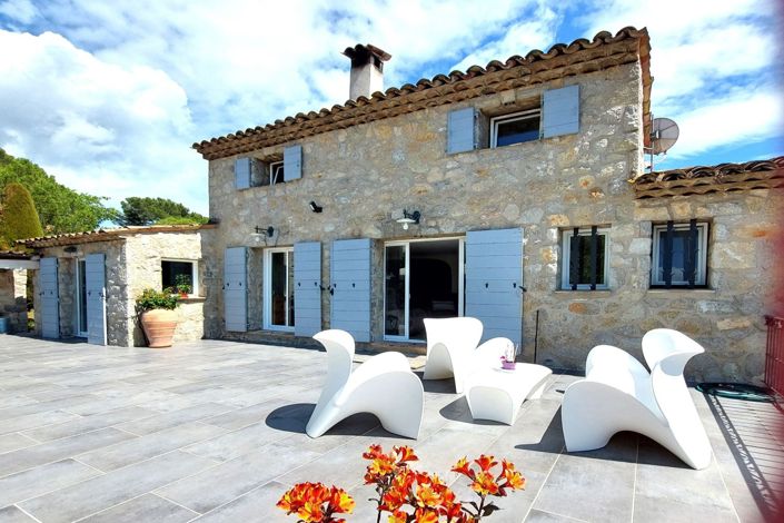 Image No.2-4 Bed House for sale