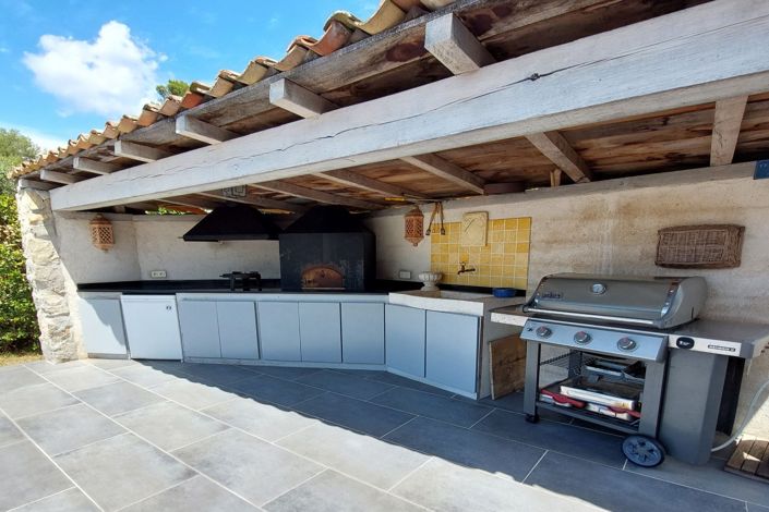 Image No.9-4 Bed House for sale