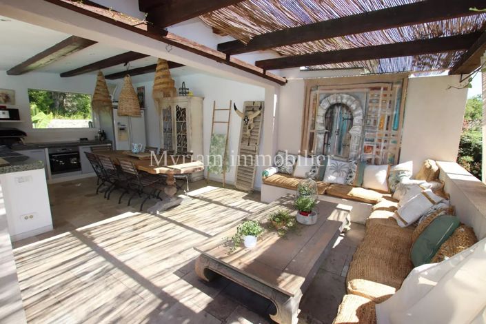 Image No.4-4 Bed House for sale