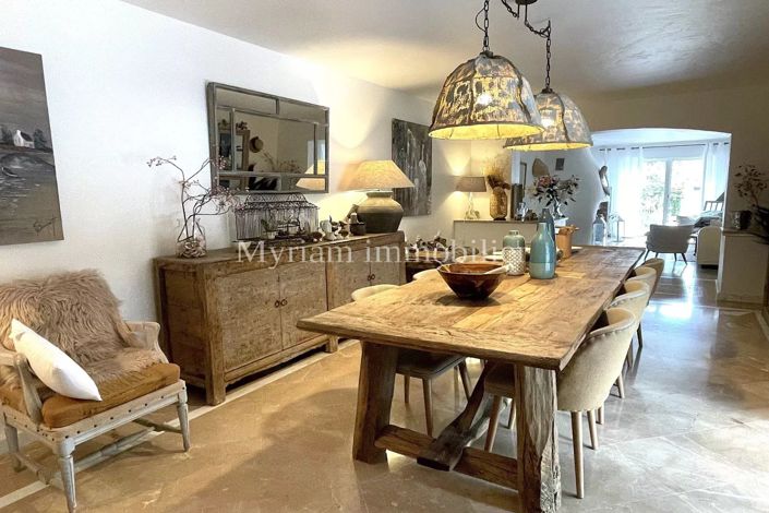 Image No.7-4 Bed House for sale