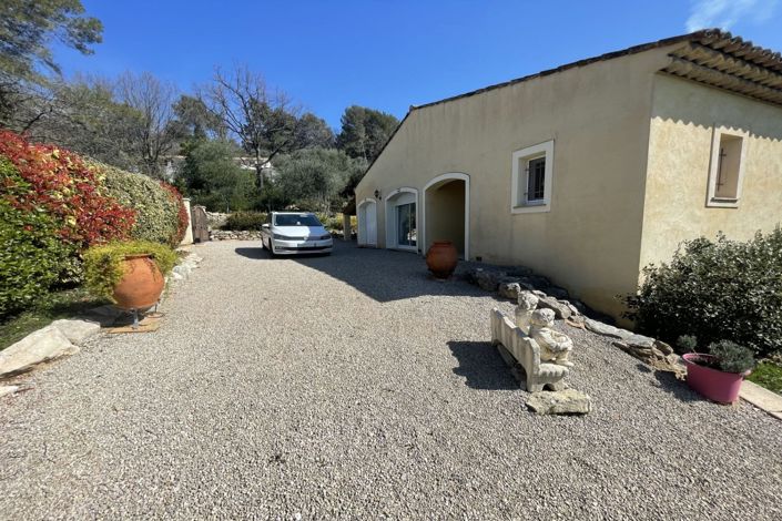 Image No.2-Maison de 4 chambres à vendre à Saint-Cézaire-sur-Siagne