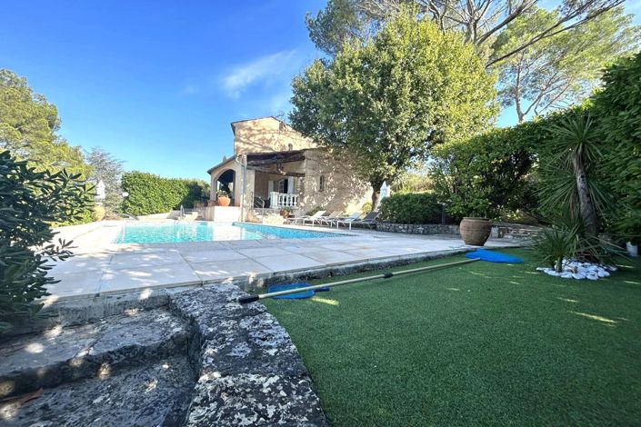 Image No.6-4 Bed House for sale