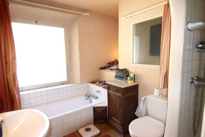 Image No.14-5 Bed House for sale