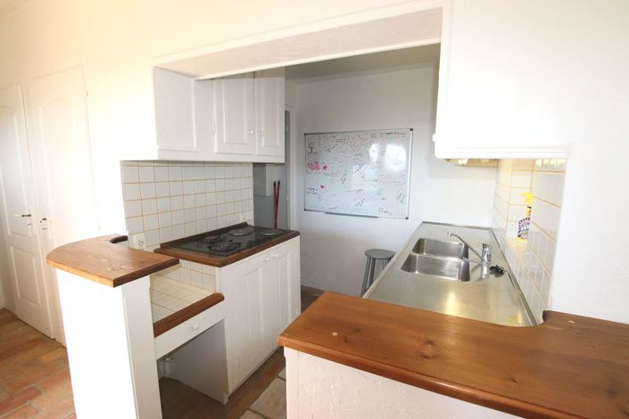 Image No.16-5 Bed House for sale