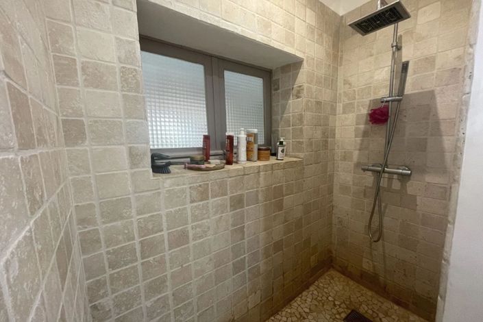 Image No.13-4 Bed House for sale