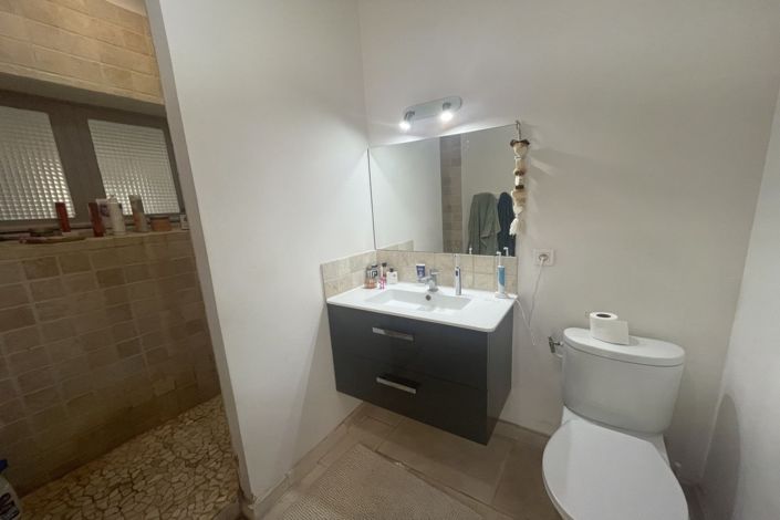 Image No.14-4 Bed House for sale