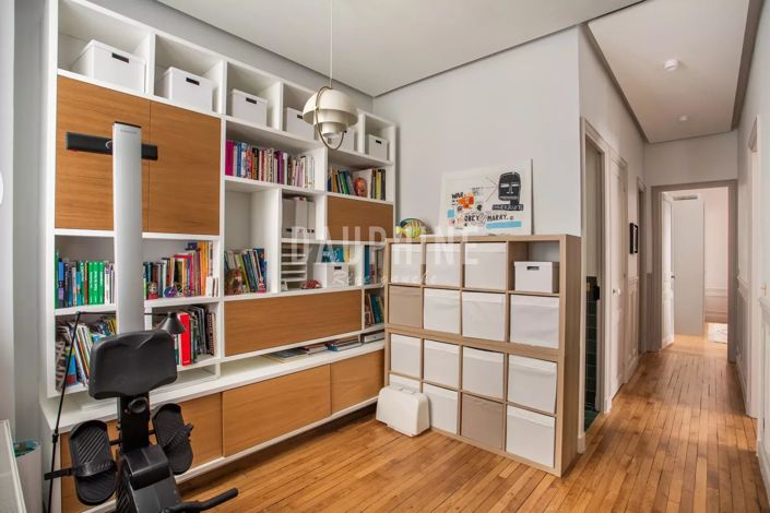 Image No.10-4 Bed Apartment for sale