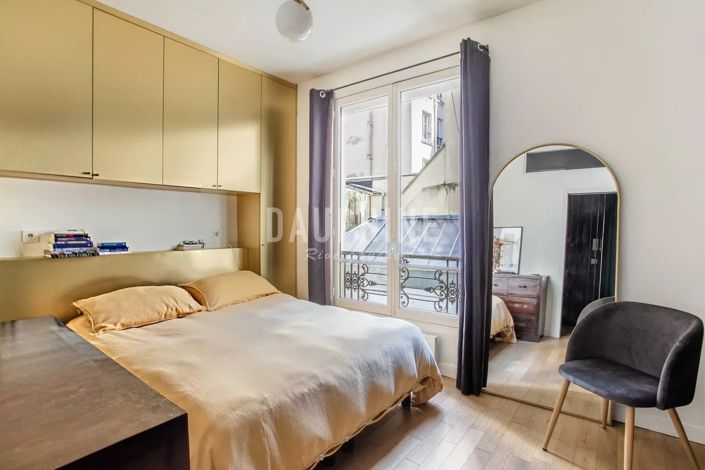 Image No.10-3 Bed Apartment for sale