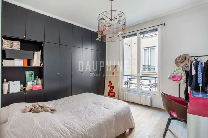 Image No.11-3 Bed Apartment for sale