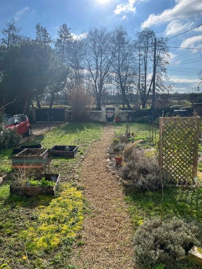 Image No.2-Maison de 2 chambres à vendre à Cinq-Mars-la-Pile