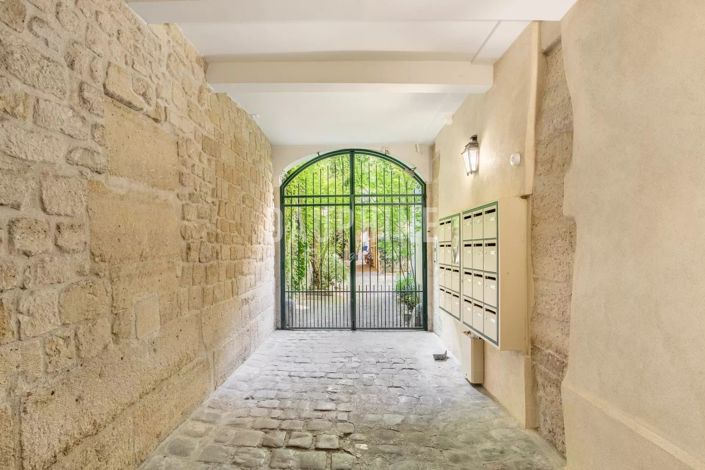 Image No.11-Appartement de 2 chambres à vendre à Paris