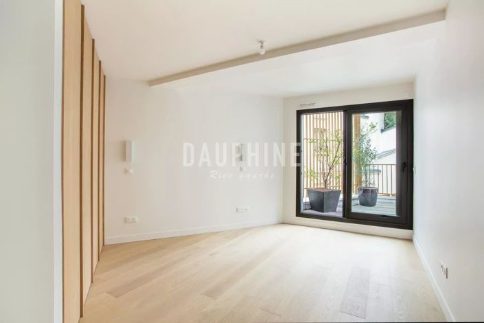 Image No.11-4 Bed House for sale